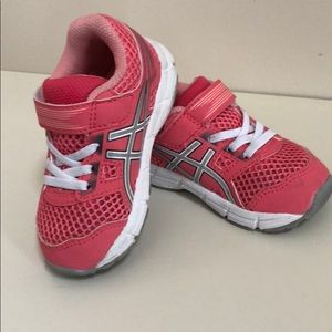 ASICS sneakers toddler size 5